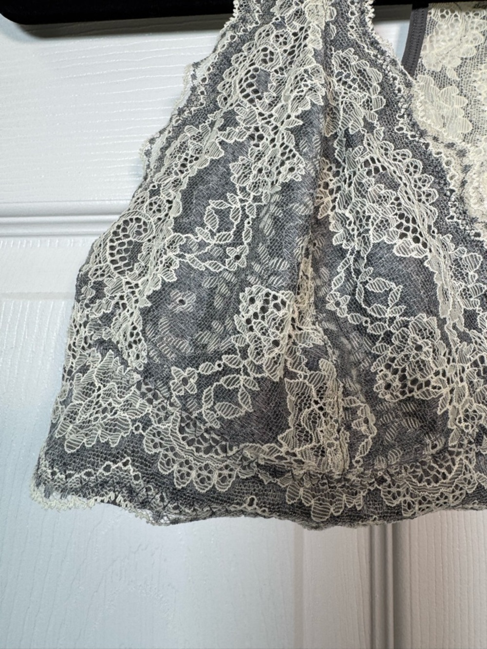 Felina Lace Bralette Gray Cream Racerback Soft Stretch XL - Picture 2 of 5